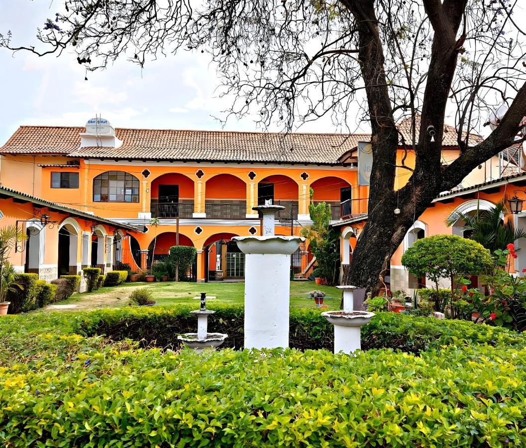 Naupa House Hostel Кочабамба Екстериор снимка