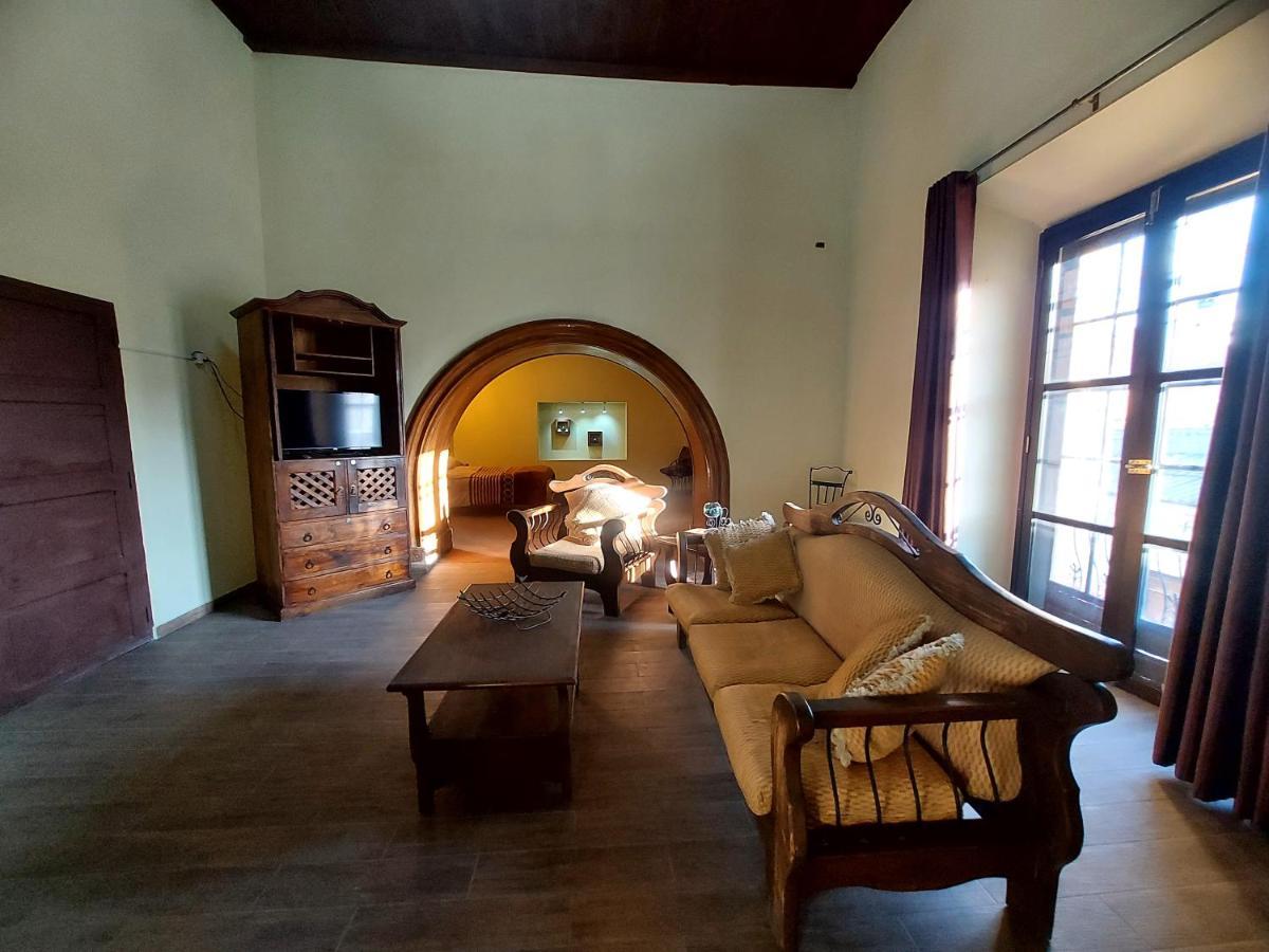 Naupa House Hostel Кочабамба Екстериор снимка